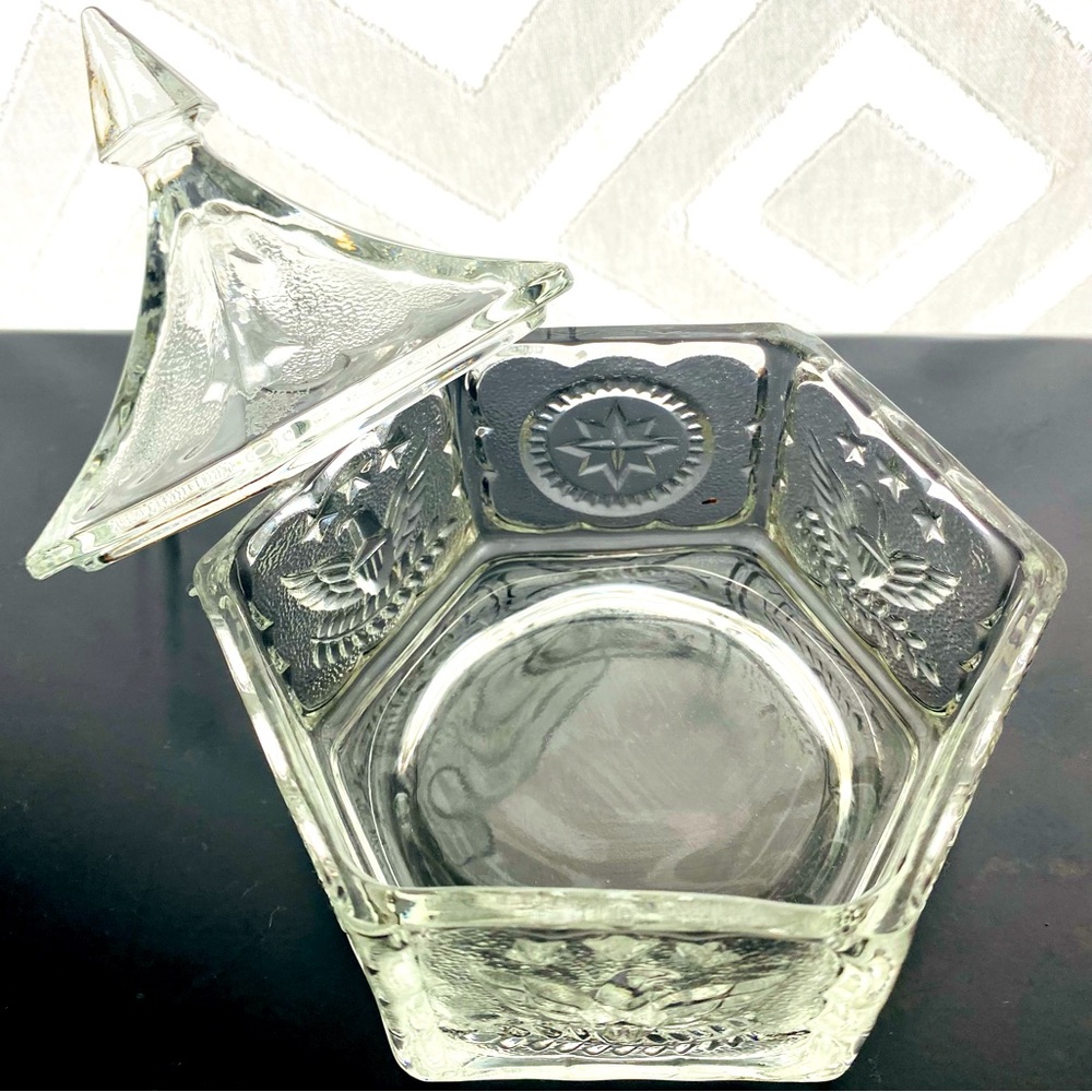 Indiana Glass Co. Eagle & Star Depression Glass Americana Lidded Candy Dish - Picture 4 of 4